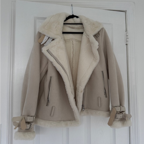 The Unbranded Brand Jackets & Blazers - Beige Faux Shearling Aviator Jacket / Oversized Sherpa Lined Coat